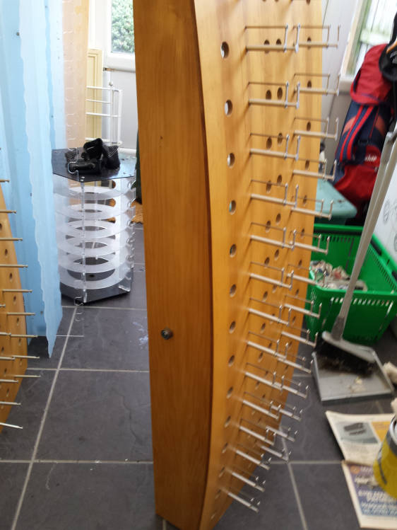 Locking Frame Display Unit
