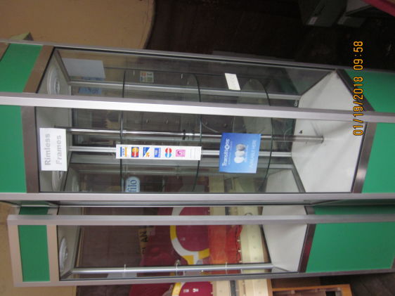 Display units x 3