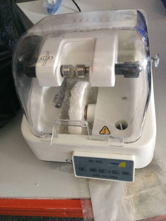 Lens Polisher