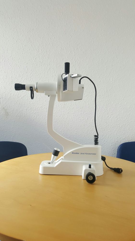 Keeler Keratometer