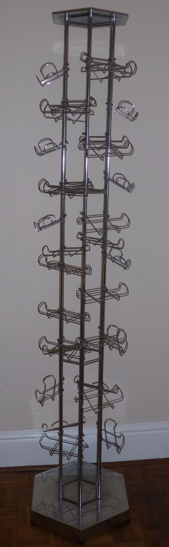 Case Stand