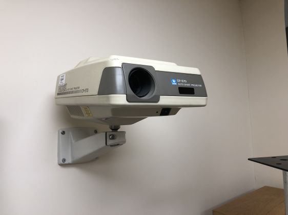 Model CP670 projector chart