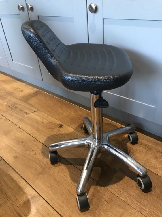 STOOL