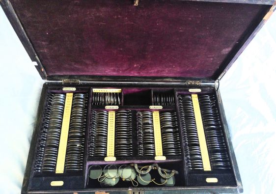 Antique trial lens set WITH FRAMES