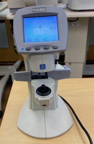 Nidek Lensmeter LM500