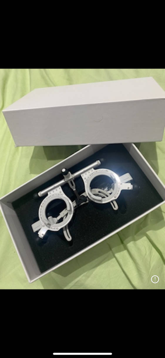 TRIAL FRAME BRAND NEW not used