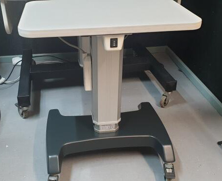 Hanson Single Table - As new