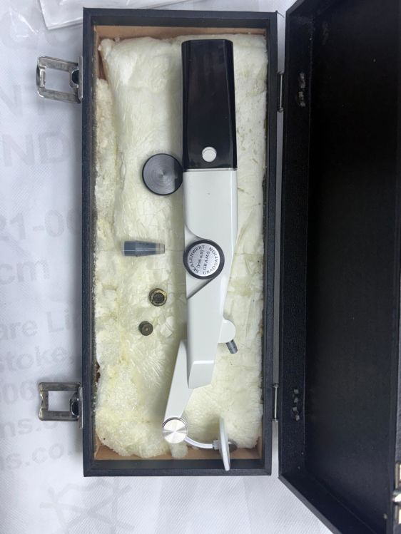 Perkins Tonometer MK2 Portable Ophthalmic Tonomete