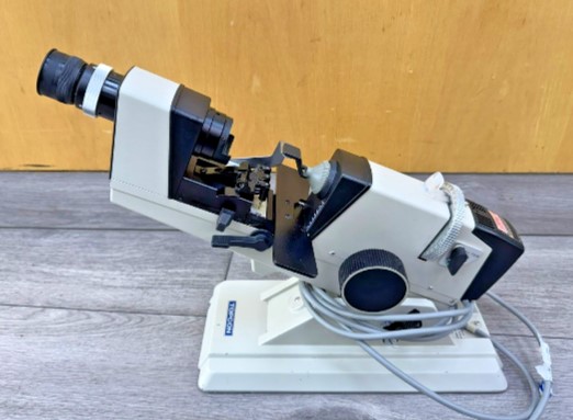 Topcon LM 6 lensmeter