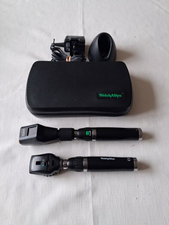 Welch Allyn Diagnostic set