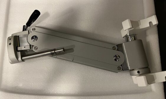 Phoropter arm with adapter 
