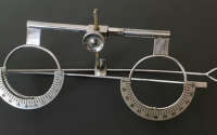 Vintage adjustable trial frame