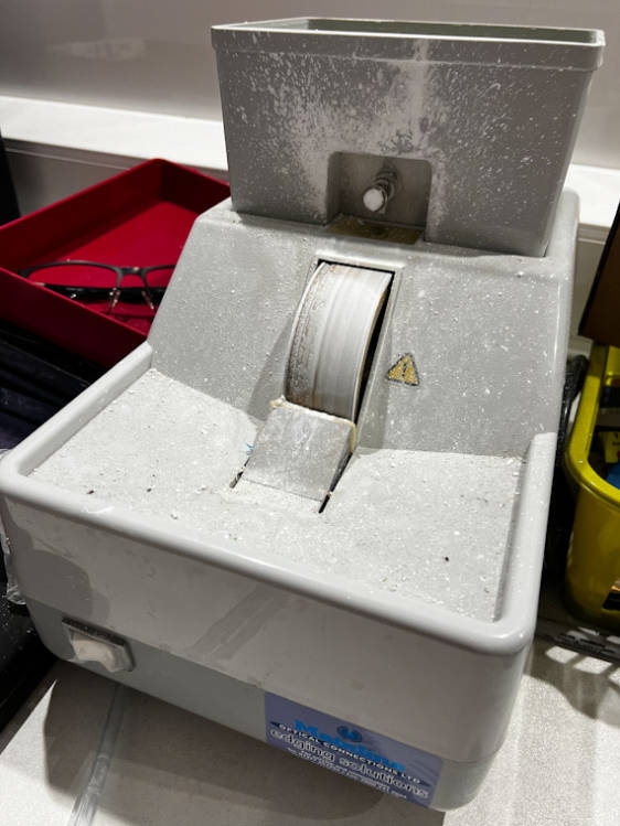 Nidek LE1200 Edger/ ICE Mini+ blocker Used Lens Edgers Lab