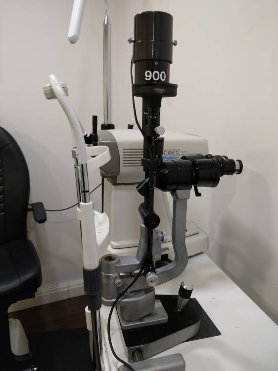 Haag Streit 900 Slit lamp