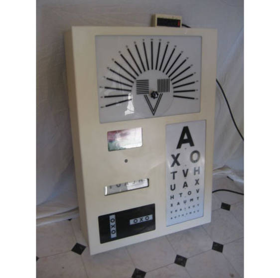 ILLUMINATED TEST CHART