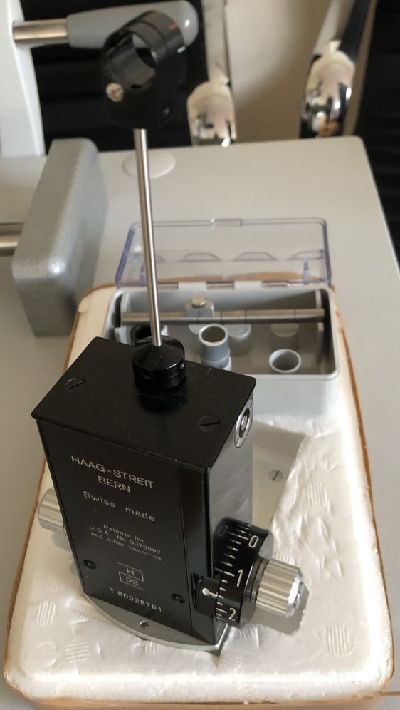 Haag Streit T type tonometer