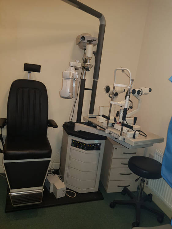 Combi unit+ chair + slit lamp