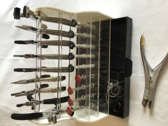 Tool rack with tools
