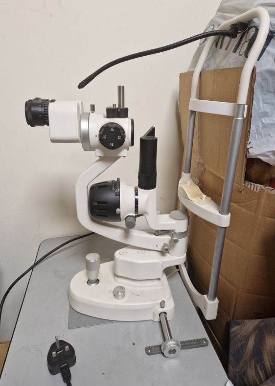 ZEISS SLIT LAMP