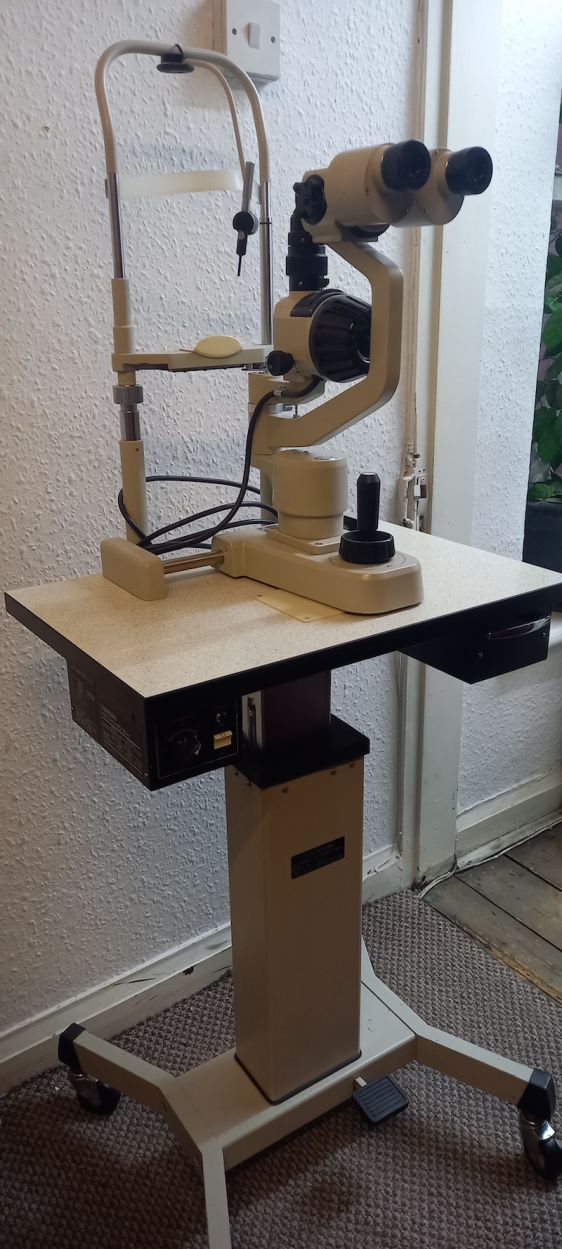 Topcon SL 2D Slit lamp (Good condition)