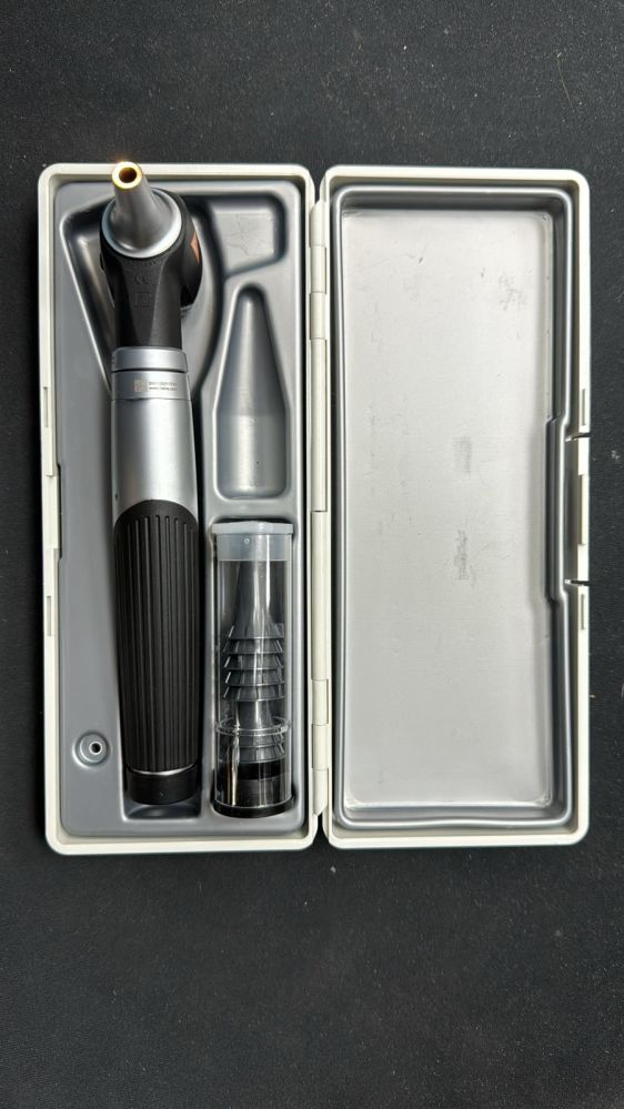 Heine Mini 3000 Otoscope