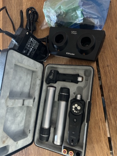 keeler retinoscpe specialist opthalmoscope,charger
