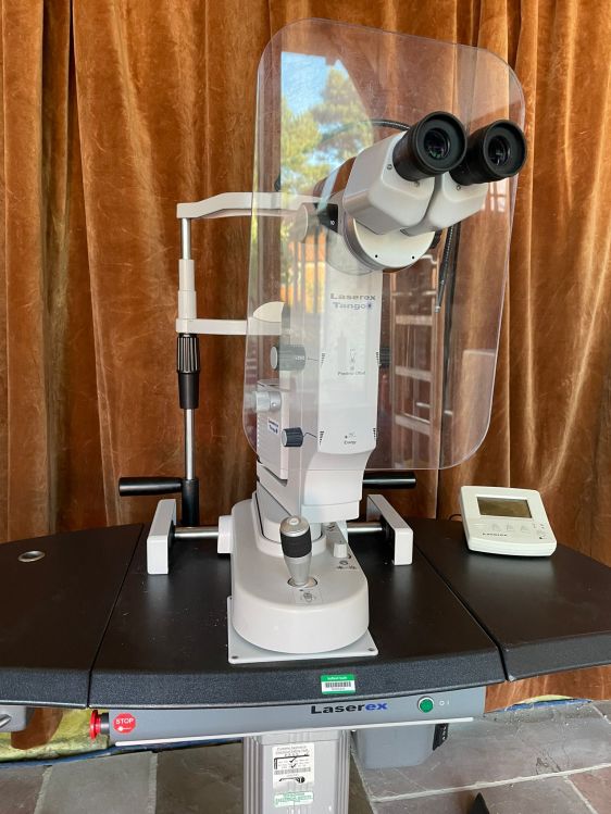 YAG laser/SLT machine