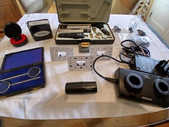 Keeler specialist ophthalmoscope + ret