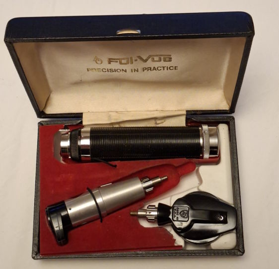 AO Ful-Vue Ret & Ophthalmoscope Set