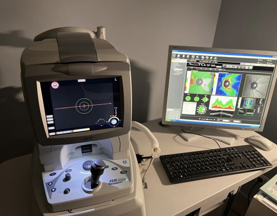 SLO/OCT system RS-3000 Advanced 