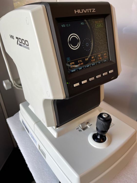 Autorefractometer/keratometer Huvitz HRK-7000