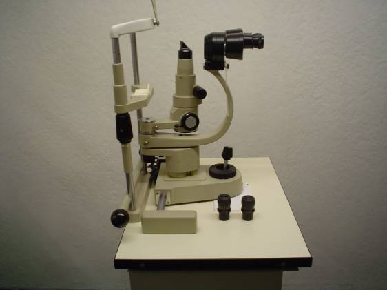 Zeiss Type Slit Lamp