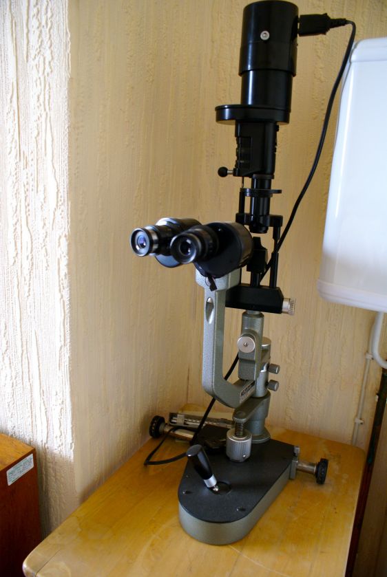 Shin Nippon Slit Lamp