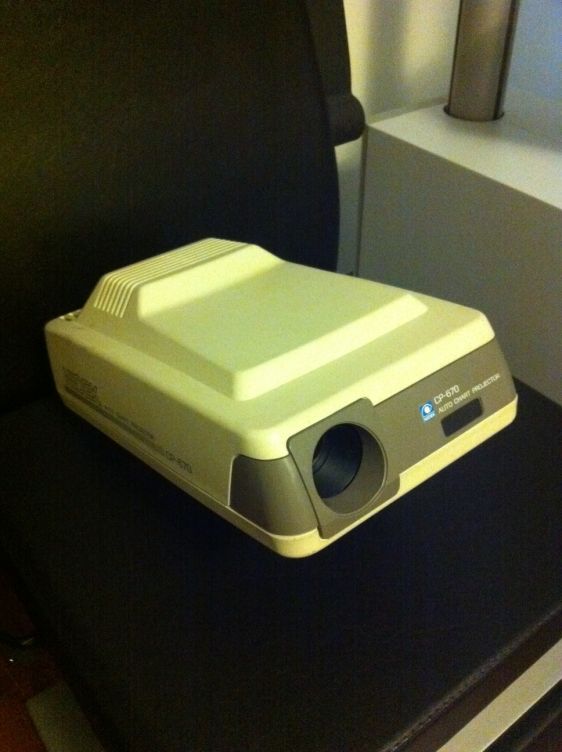 Nidek Chart Projector CP-670