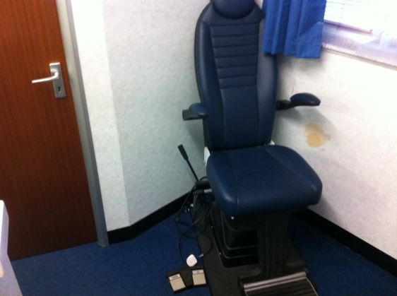 FRASTEMA SIGHT TEST CHAIR