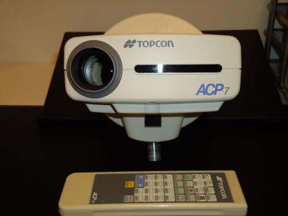Topcon ACP7-E Projector